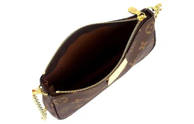 LOUIS VUITTON Multi Pochette Accessoires