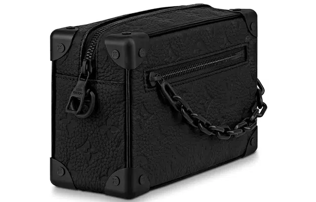 LOUIS VUITTON SOFT TRUNK