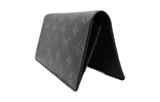 LOUIS VUITTON Brazza Taurillon