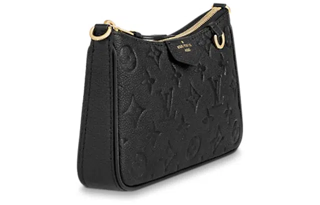 LOUIS VUITTON Easy Pouch On Strap D