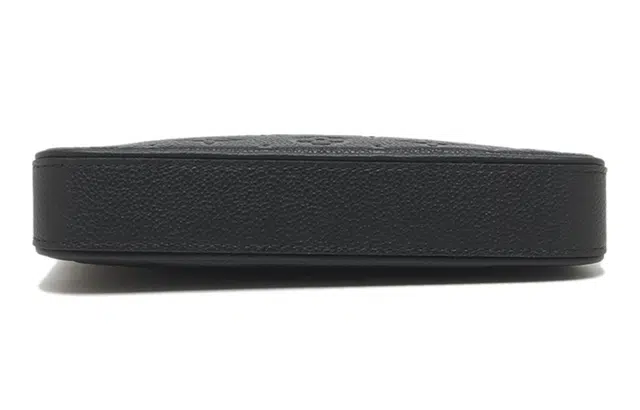 LOUIS VUITTON Easy Pouch On Strap D