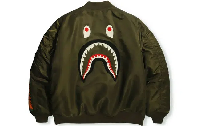 A BATHING APE