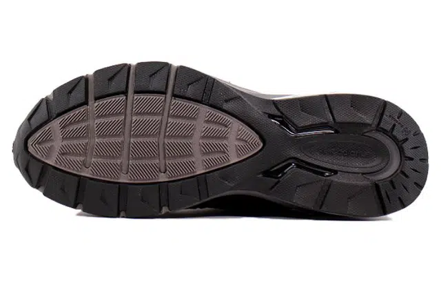 New Balance 990 V5 Black