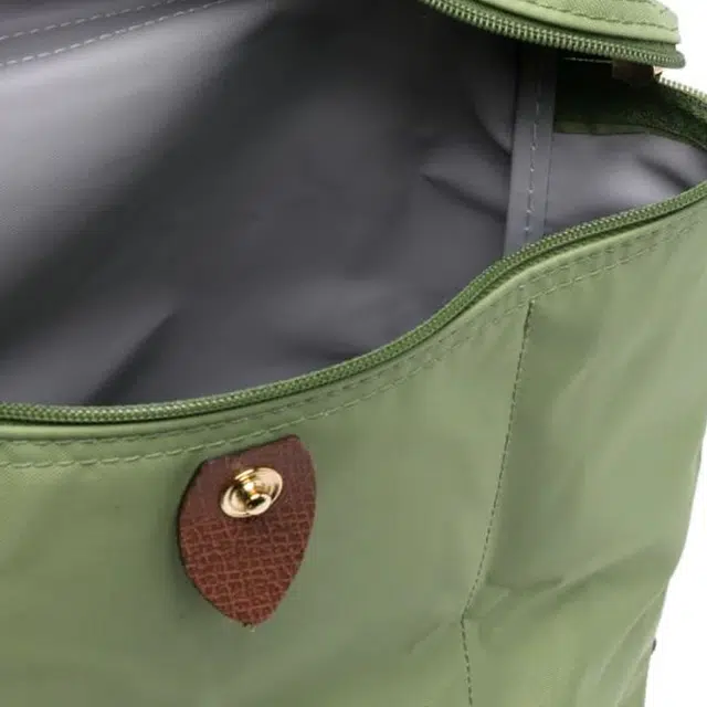 LONGCHAMP Le Pliage 28 Logo