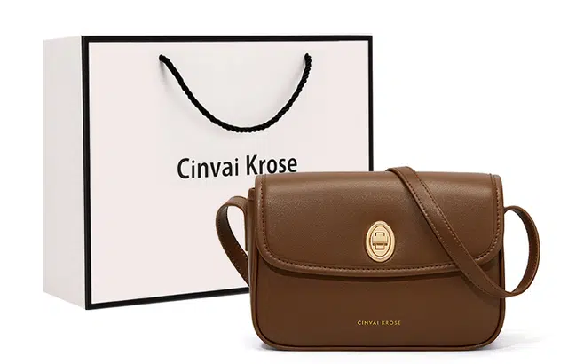 辛瓦伊·克洛斯 时尚小众设计通勤百搭 牛皮 斜挎包豆腐包单肩包 小号 女款 焦糖色