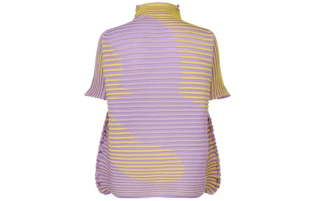 ISSEY MIYAKE Meander knit top