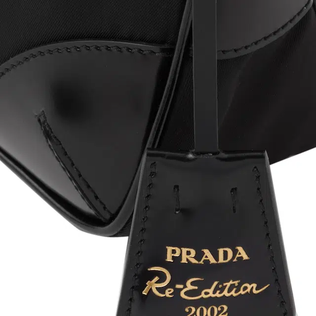 PRADA Re-Edition 2002