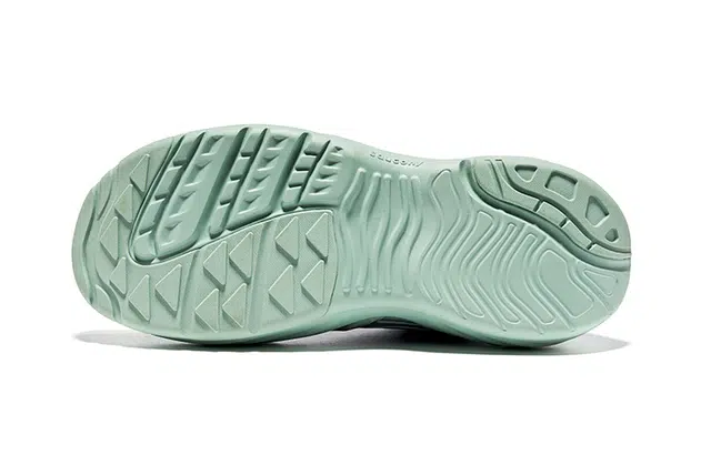 Saucony FOAM WEB