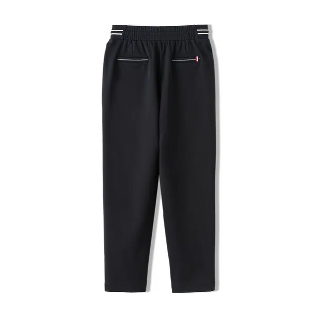 Elle Active