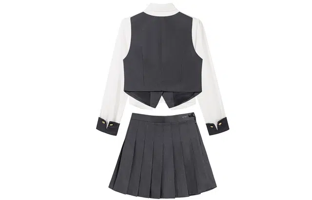 九条喵 尖领长袖衬衫单排扣马甲纯色高腰百褶短裙制服 女款