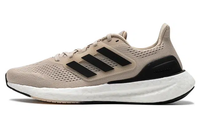 adidas Pureboost 23