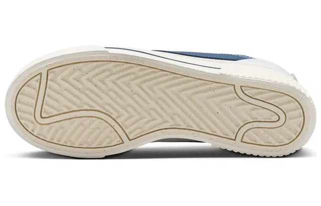 Nike Court Legacy