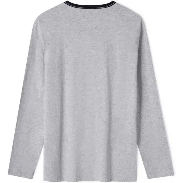 Tommy Hilfiger T