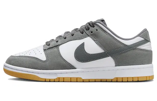 Nike Dunk Low "Grey Gum"