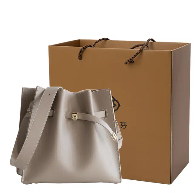 VENOF Tote