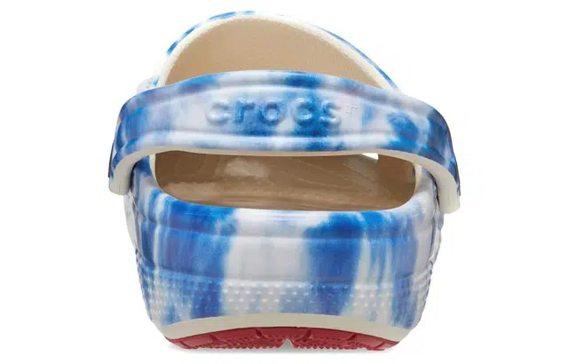 Levi's x Crocs Classic clog Stucco