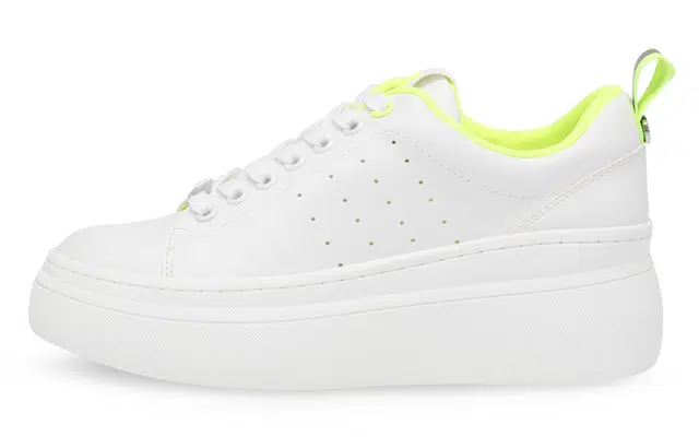 STEVE MADDEN