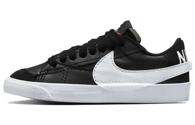 Nike Blazer Low Black