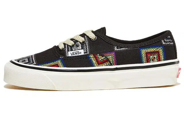 Vans Authentic 44