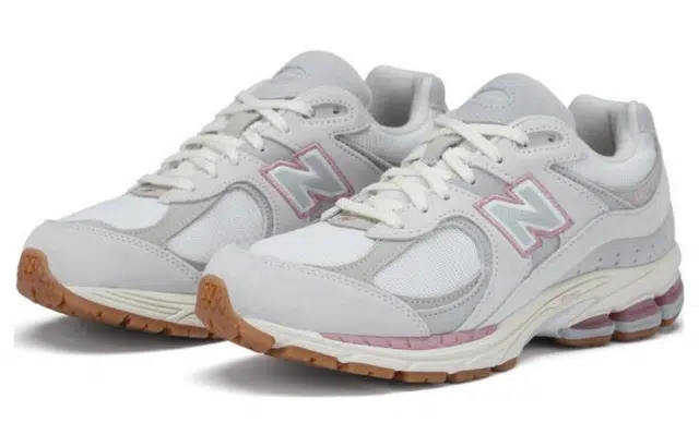 New Balance NB 2002R Gore-Tex