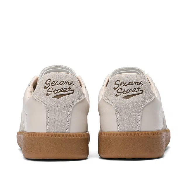 Sesame Street Classic Trainer