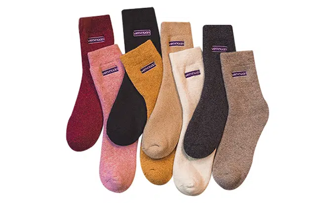 帕兰朵 简约纯色舒适休闲中筒袜 女款