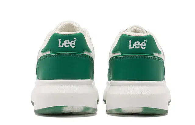 Lee