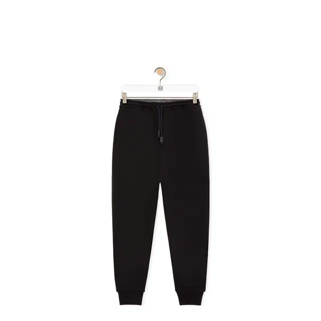 LOEWE 23