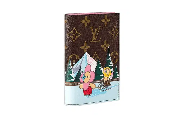 LOUIS VUITTON Passport Cover Monogram