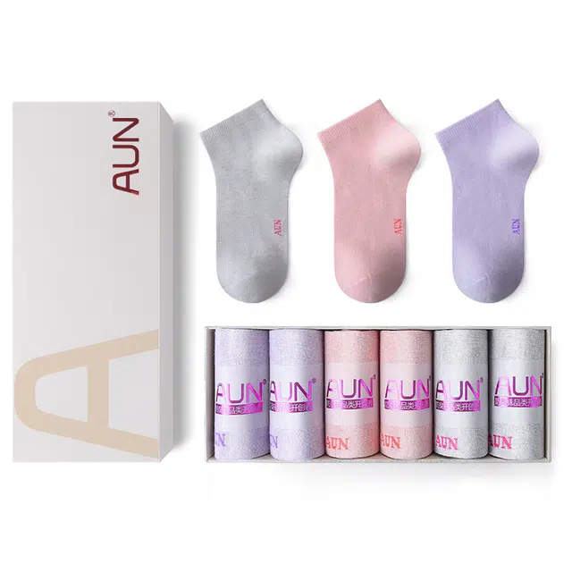 AUN 6