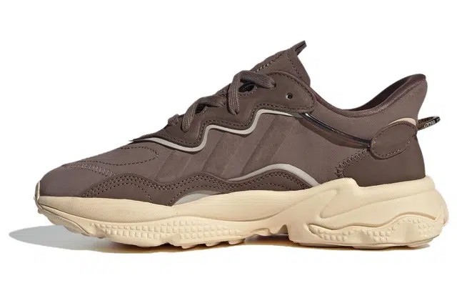 adidas OZWEEGO