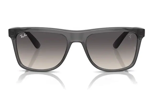 RayBan Logo
