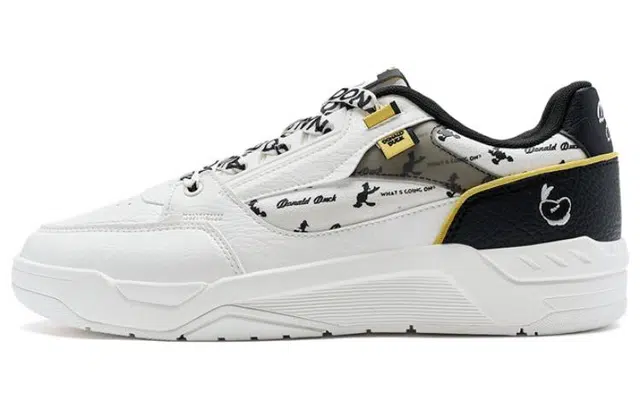 特步 减震耐磨 低帮 板鞋 男款 白黑