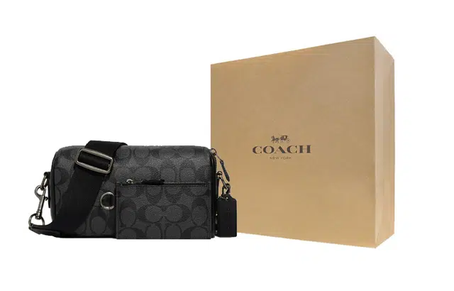 COACH Canvas 21