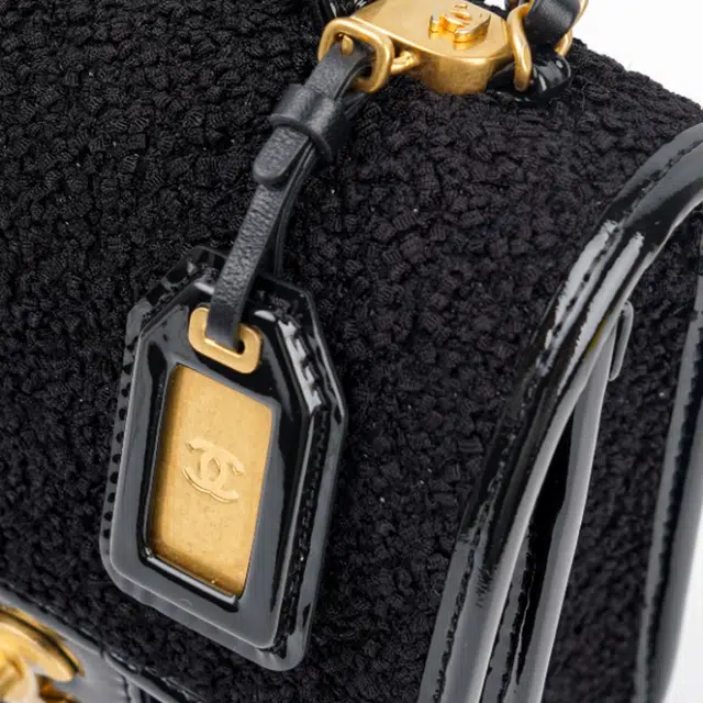 CHANEL Logo
