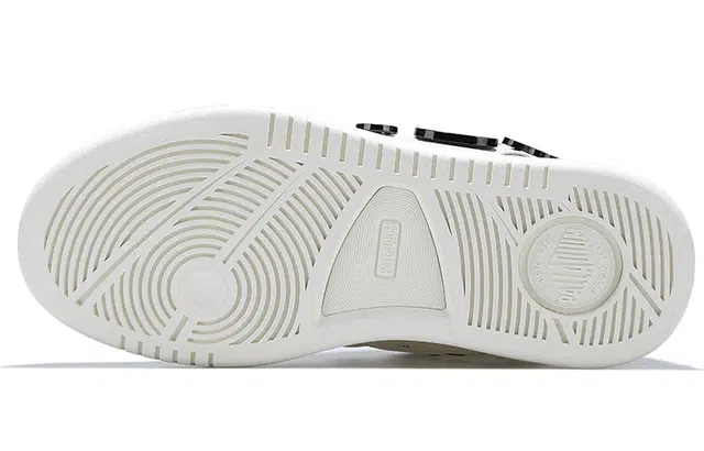 Hello Kitty x Palladium