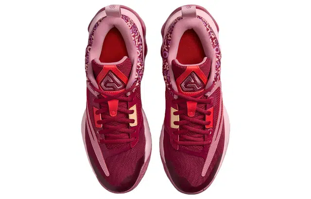 Nike Giannis Immortality 3