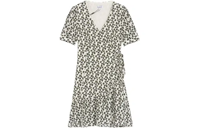 bebe SS23 V