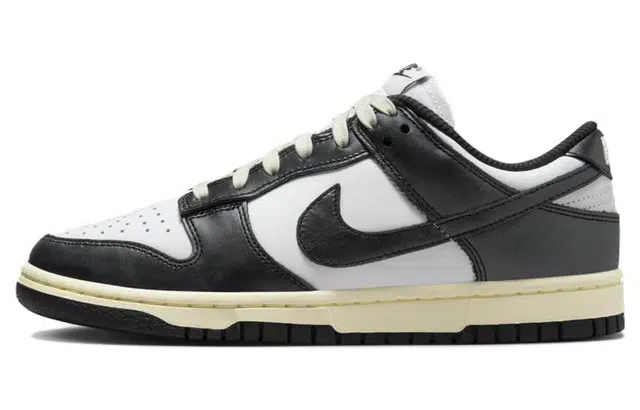 Nike Dunk Low Prm "Vintage Panda"