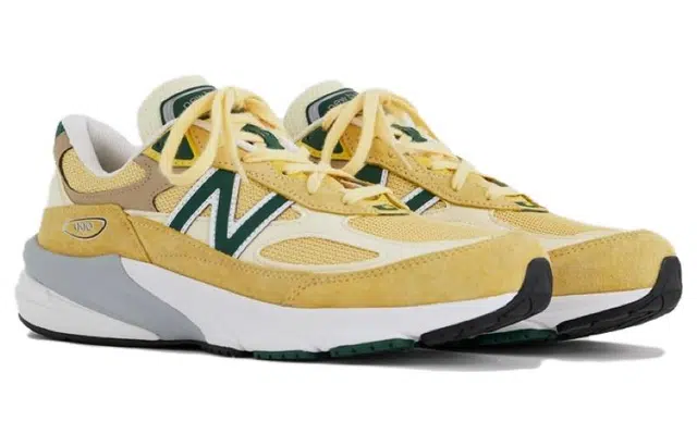 New Balance NB 990 V6