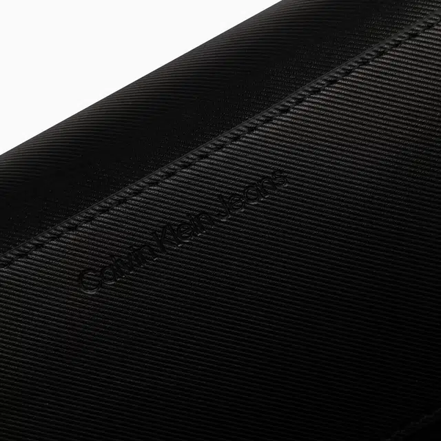 CKCalvin Klein