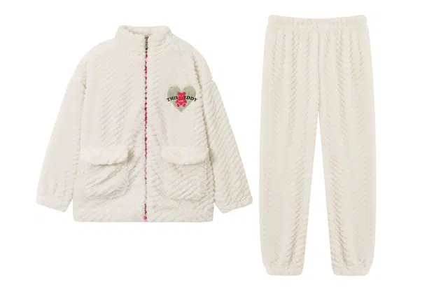 小情歌 家居服睡衣 珊瑚绒保暖睡衣女秋冬家居服女冬季大码长袖长裤女士小清新风爱心设计家居套装 女款 米白色