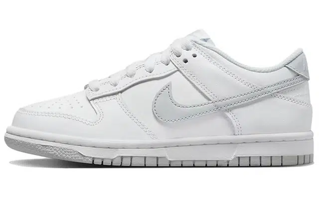 Nike Dunk Low "Pure Platinum"