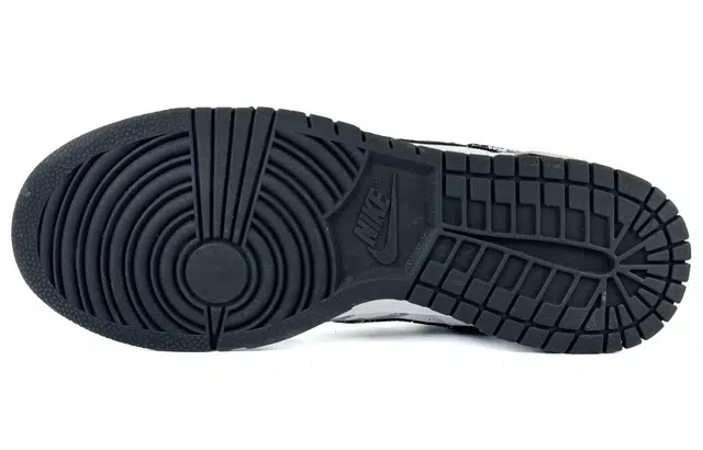 Nike Dunk Low Black
