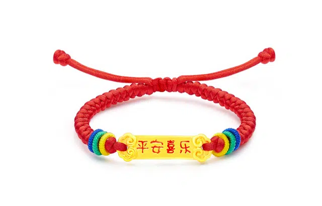 999