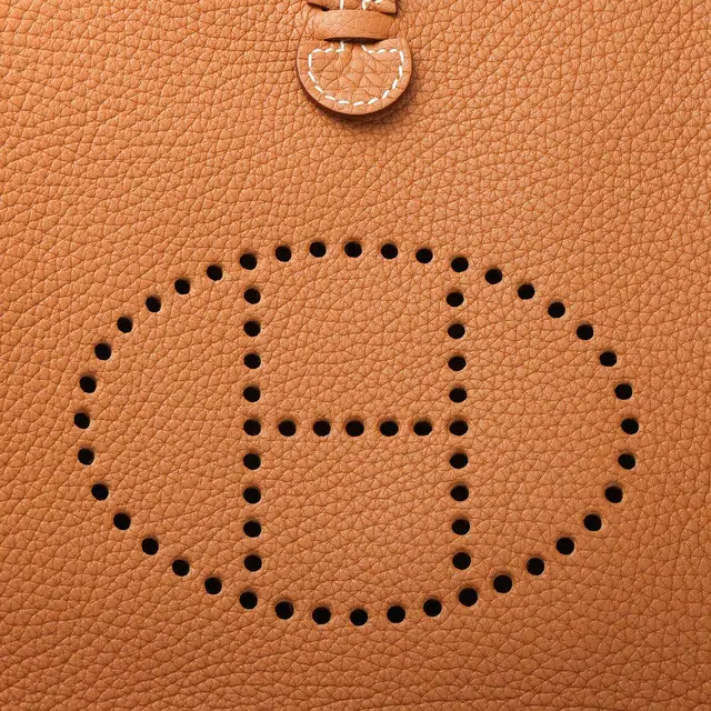 HERMES Evelyne Mini 16