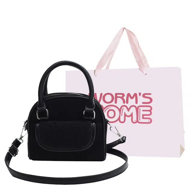WORM'S HOME