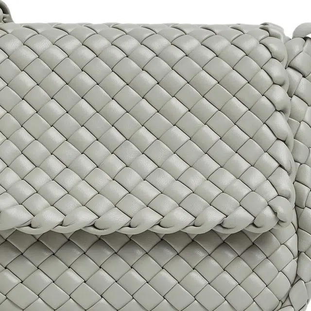 Bottega Veneta Cobble Intreccio