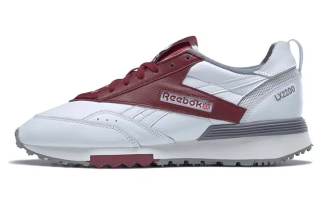 Reebok LX2200
