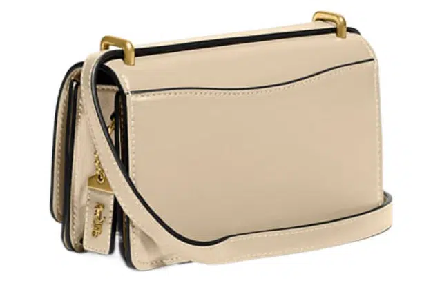 COACH Bandit 18 Logo